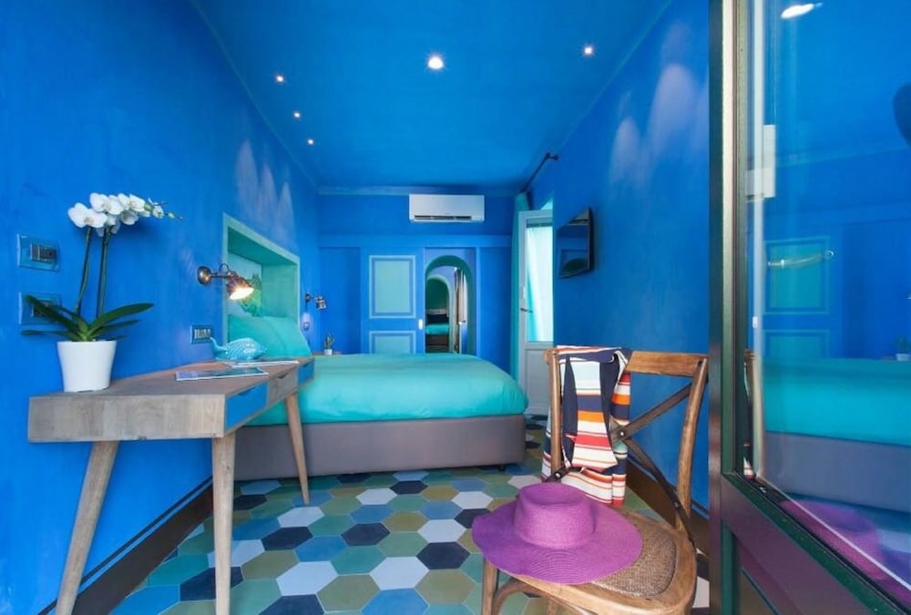 Estate4home La Grotta Azzurra — 4-Star Luxury Hotel in Sorrento, Italy