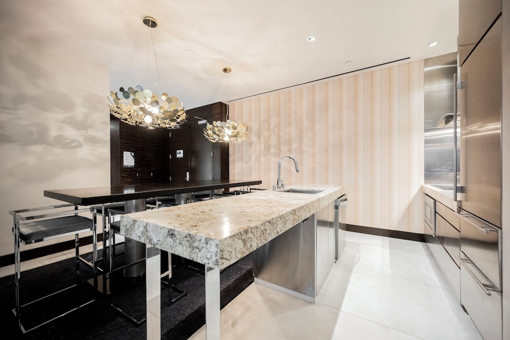 StripViewSuites at Palms Place Penthouses - photo 89
