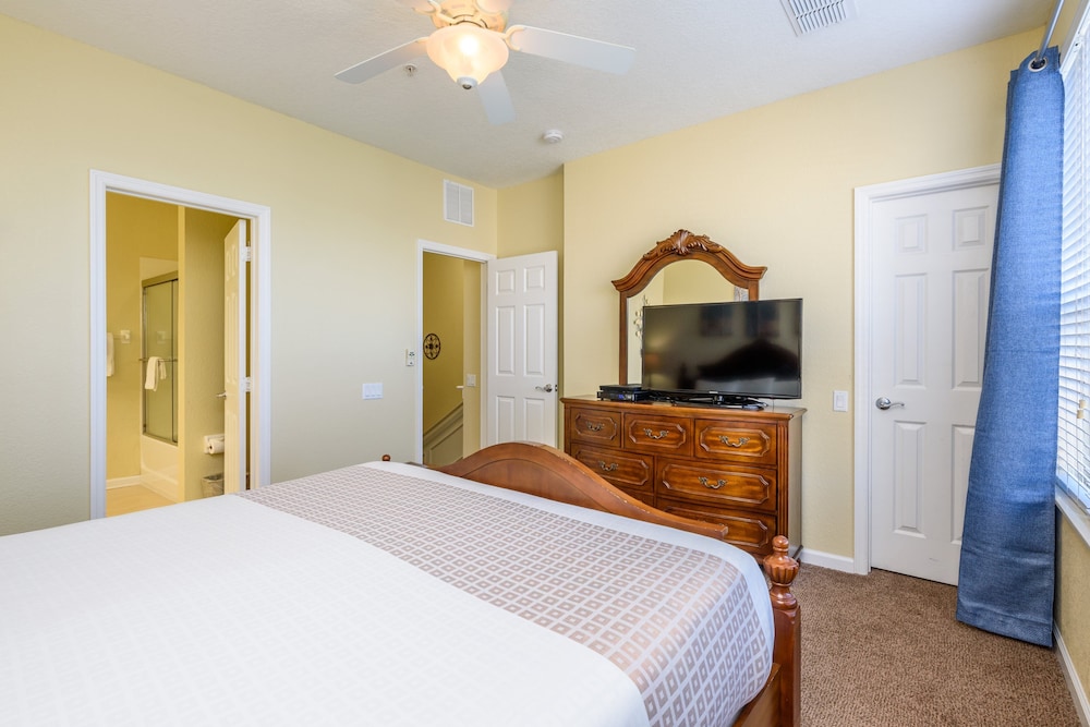 Vista Cay Resort Direct Townhomes by Millennium Management - photo 11