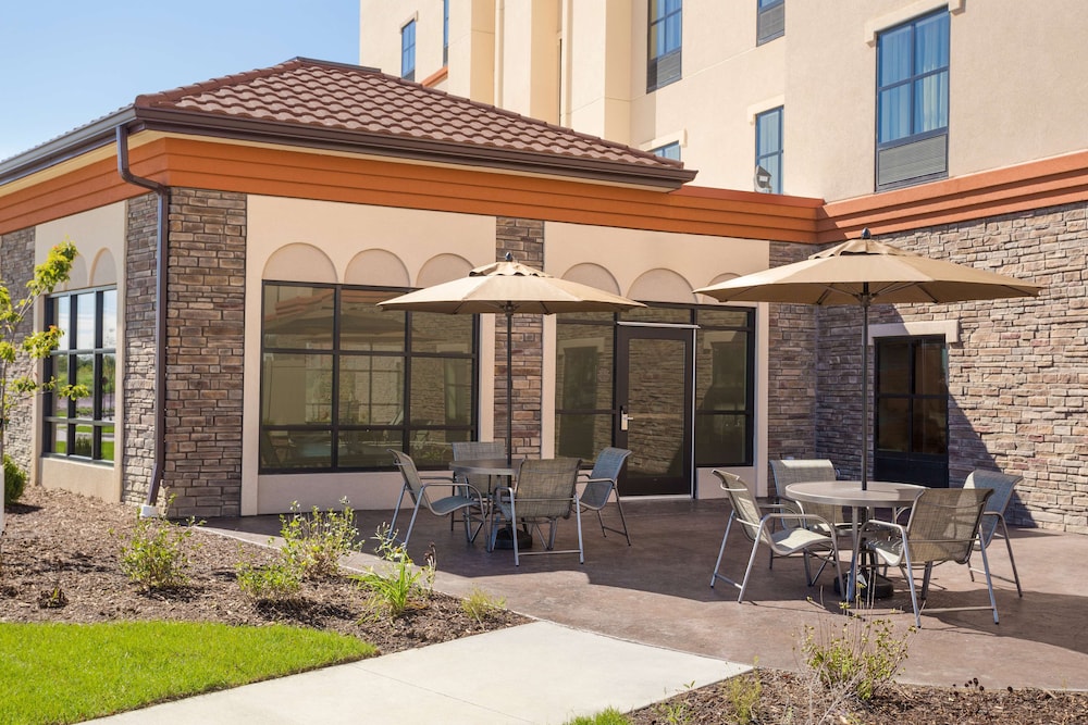 Hampton Inn & Suites West Des Moines SW Mall Area - photo 28