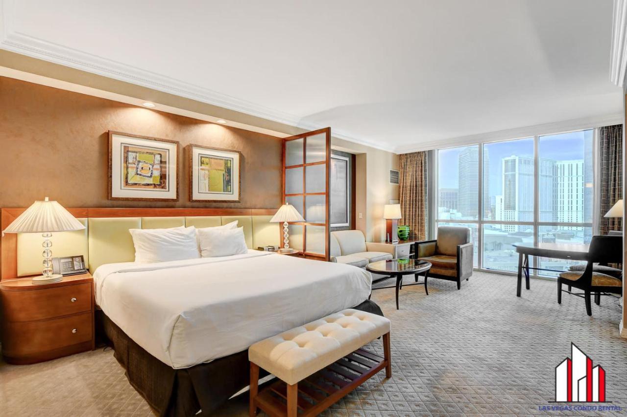 MGM Signature 15 709 Strip View Jacuzzi Studio