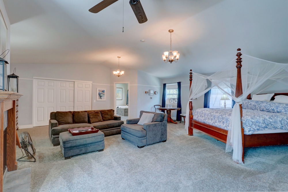 Pelican Cove Inn - photo 97