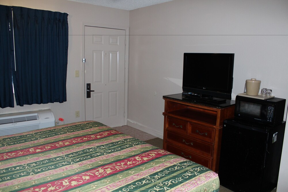 Carom Inn Denham Springs BatonRouge - photo 16