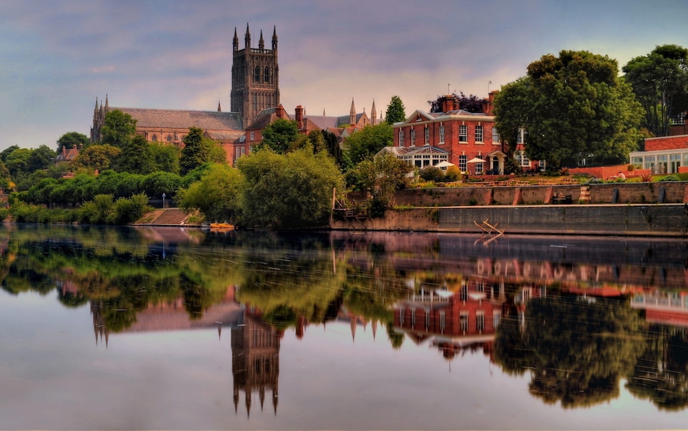 Diglis House Hotel in Worcester, United Kingdom