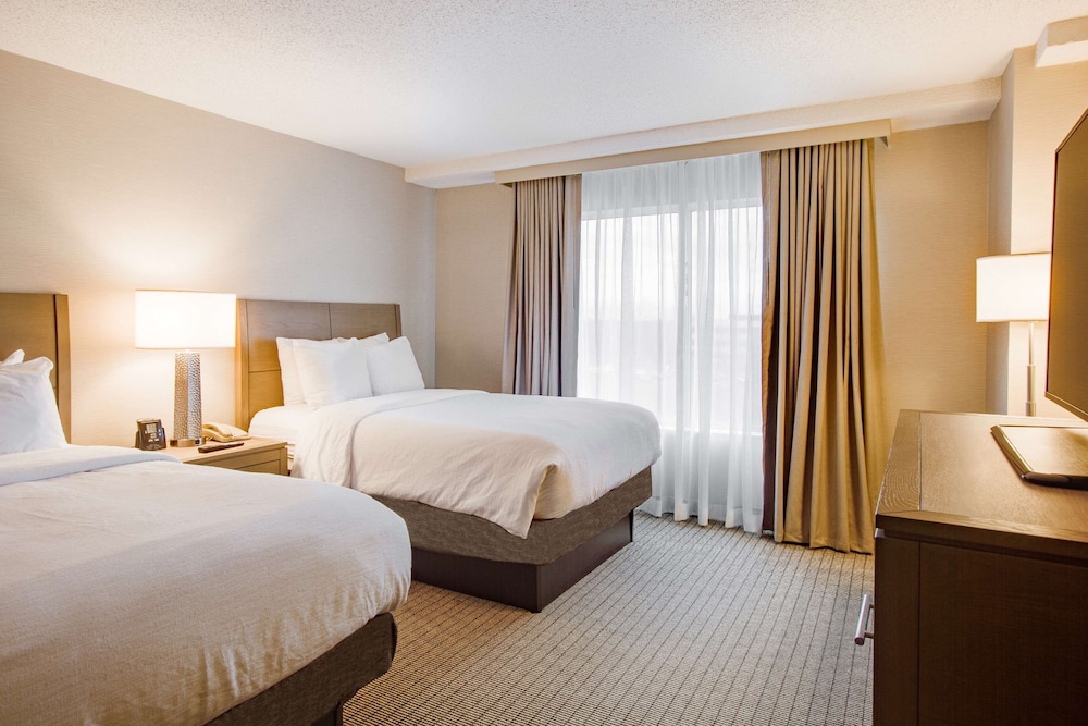 Embassy Suites by Hilton Columbus Dublin - photo 10