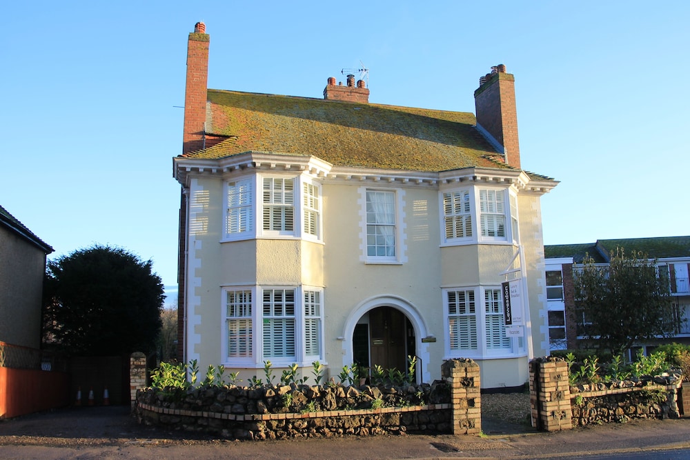 Lewesdon B&b — 4-Star Luxury Hotel in Lyme Regis, United Kingdom