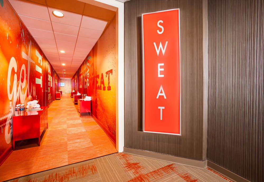 Hotel Derek - photo 29