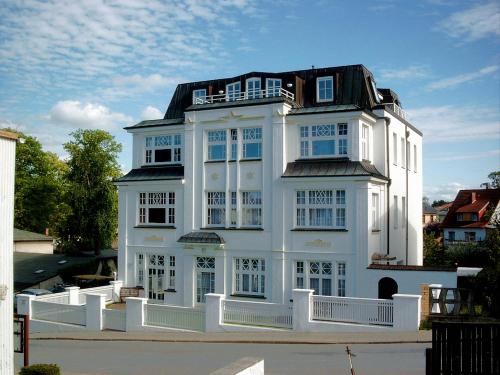 Hamburg App 01 — 4-Star Luxury Hotel in Ahlbeck, Germany