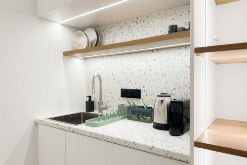 Megaro Luxury Suite 7 in Syntagma — 4-Star Luxury Hotel in Athens, Greece