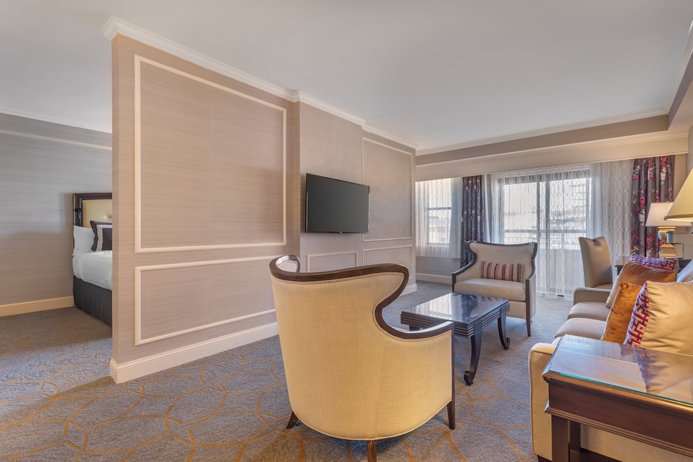 Omni Shoreham Hotel - photo 45