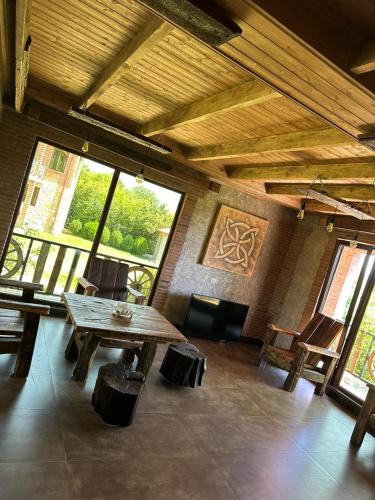Guest house and cellar MAMULI