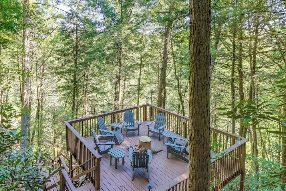 Luxe Fightingtown Creek Cabin 2 King Suites And Spa 17951334 — Epworth