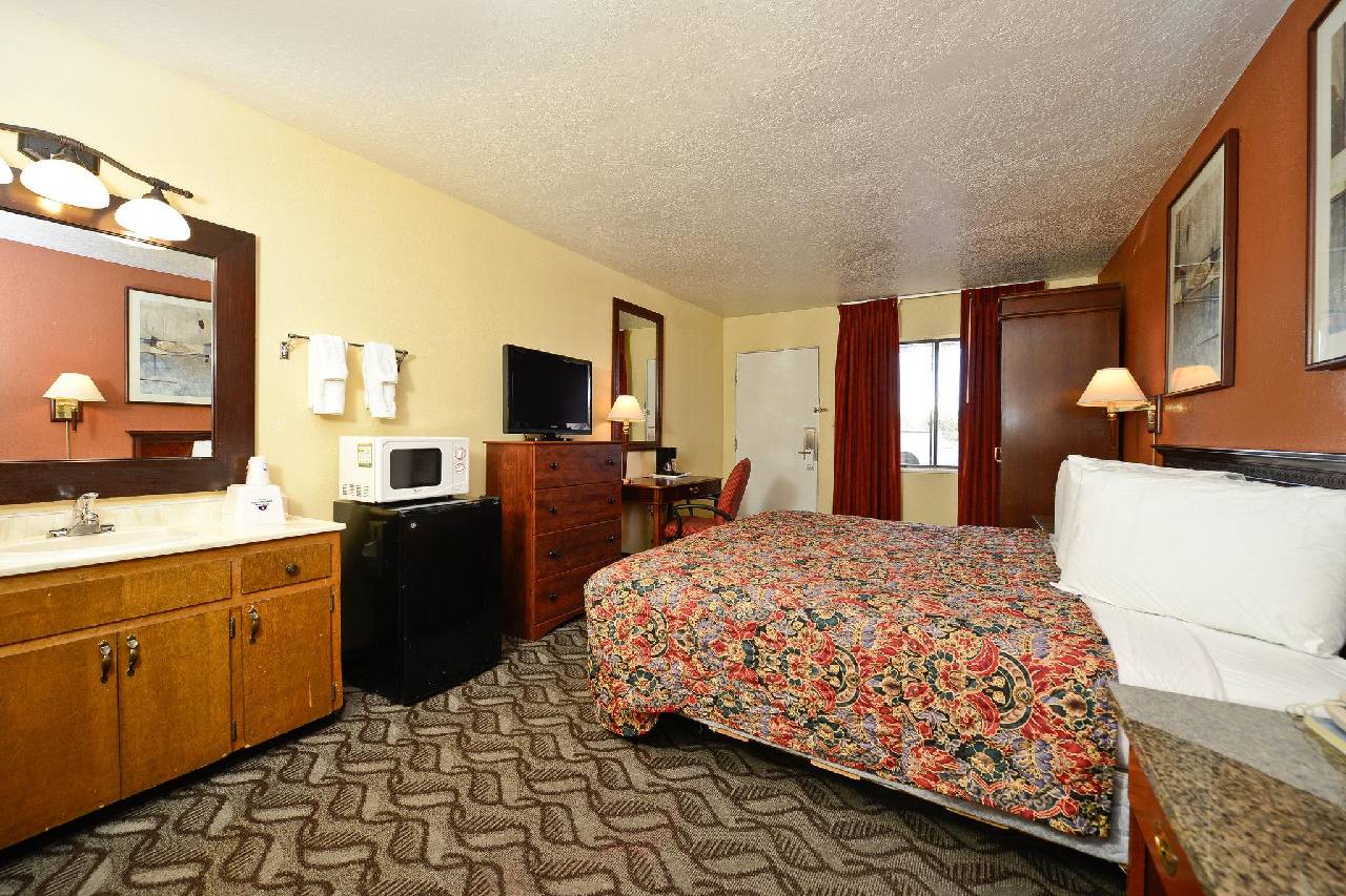 Days Inn Vernal - photo 4