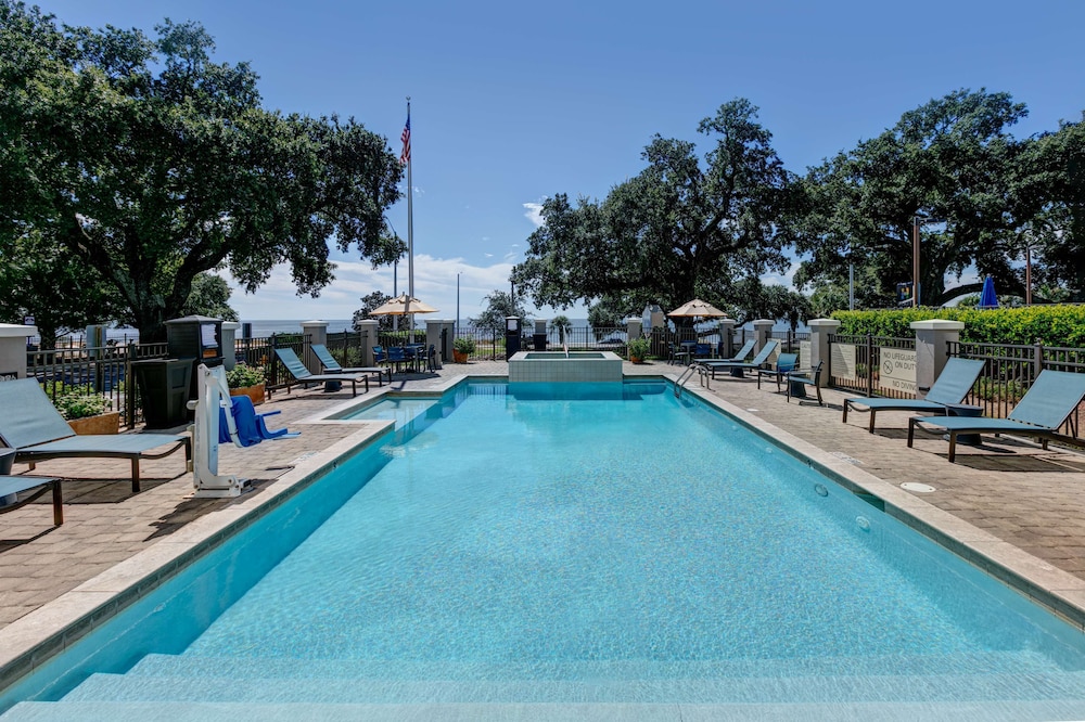 Hampton Inn Biloxi - photo 34