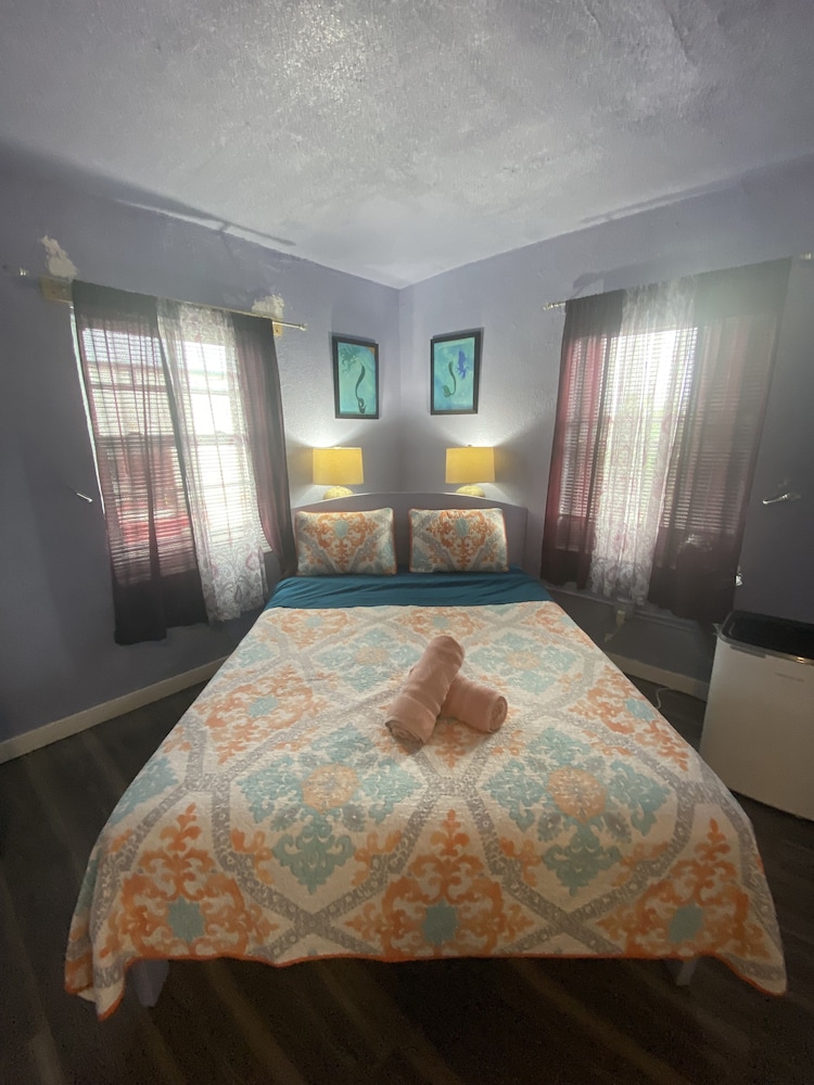 Hoosville Hostel - photo 6