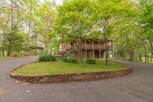 A Mountain Hyde A Way - last minute hotel in Sevierville