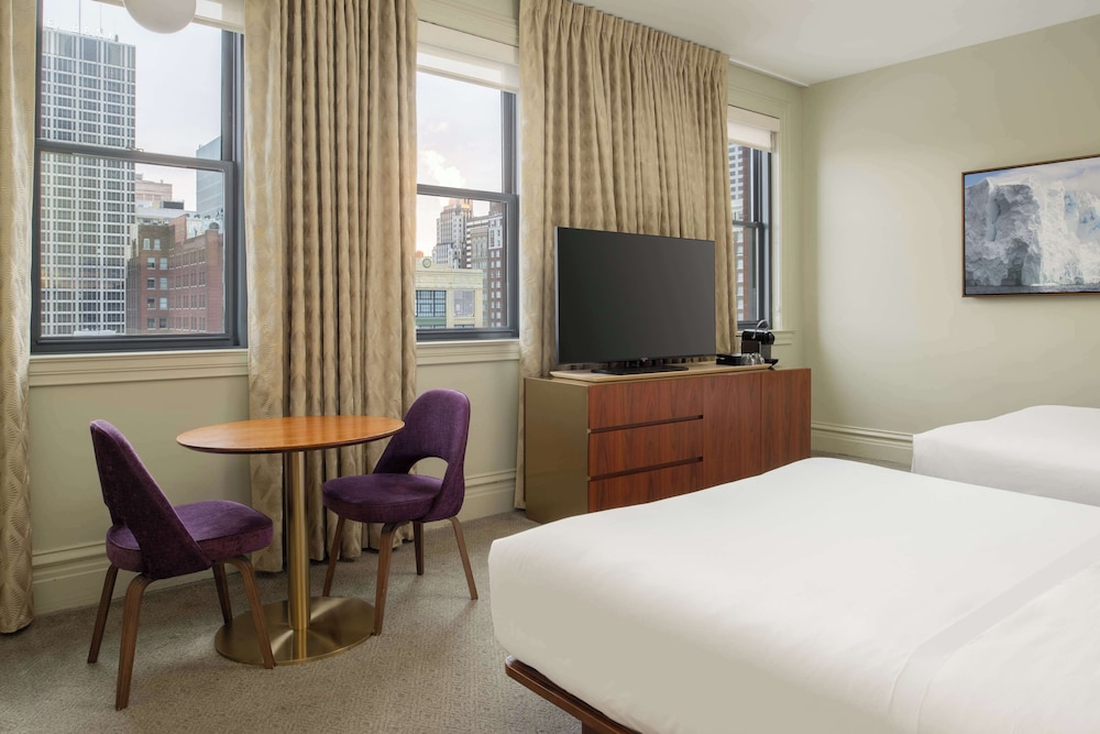 Hotel Savoy Kansas City Tapestry Collection by Hilton - photo 7