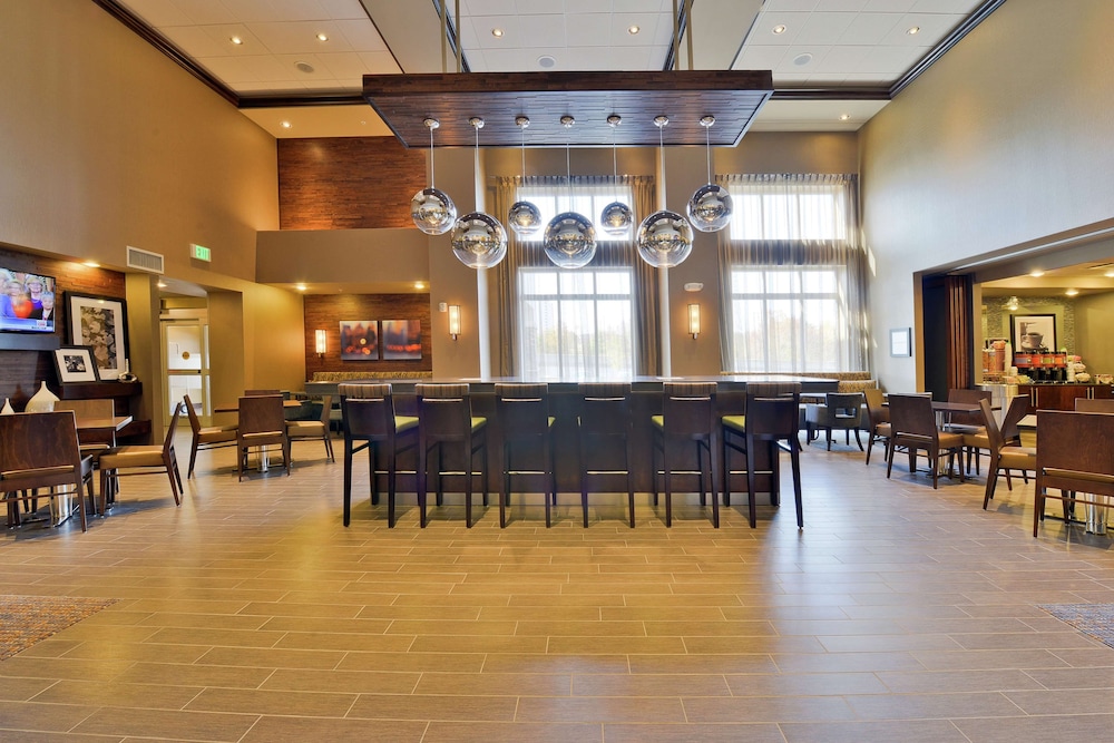 Hampton Inn & Suites Greensboro Coliseum Area - photo 72