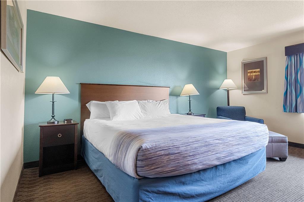 AmericInn by Wyndham Green Bay East - photo 37