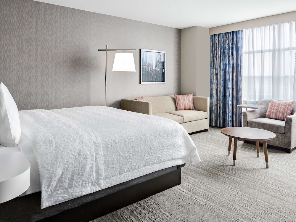 Hampton Inn Chicago McCormick Place - photo 20