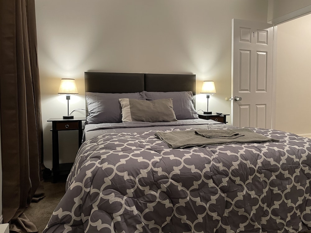 Downtown Loft Close to Topgolf Horseshoe Casino UM Baltimore - photo 10