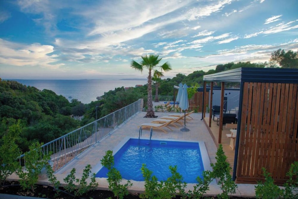 Lastura Mobile Homes — 4-Star Luxury Hotel in Novalja, Croatia