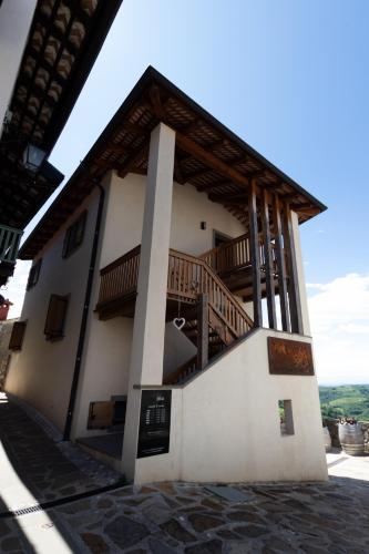 Vinoteka Brda 18958322 — Smartno Pri Litiji