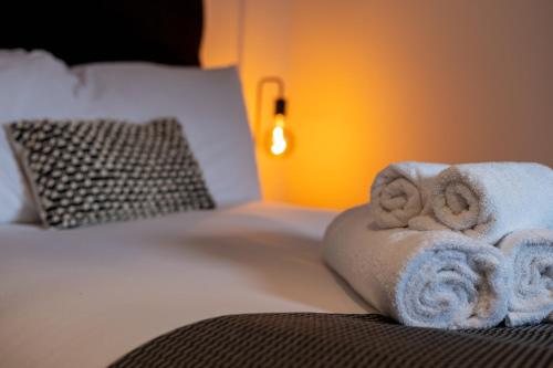 Stylist 2 Bedroom Flat Watford Central — 4-Star Luxury Hotel in Watford, United Kingdom