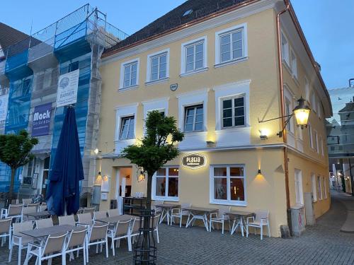 Platia Rooms — Guenzburg