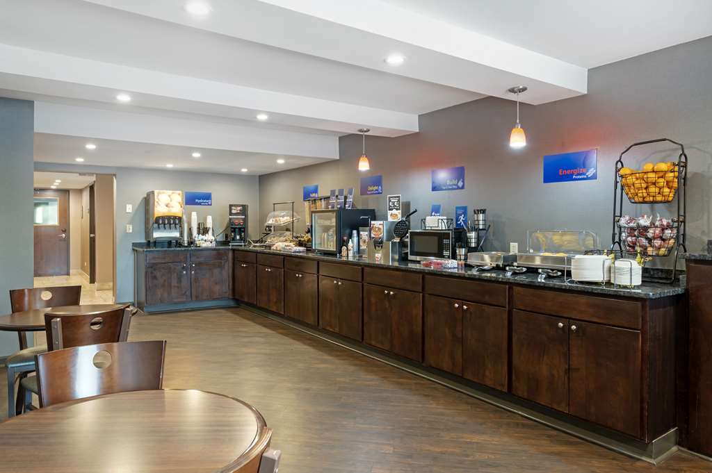 Best Western University Inn At Valparaiso - photo 32