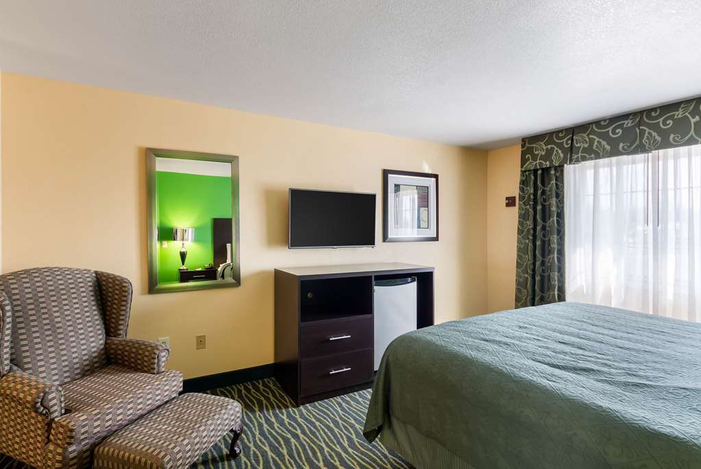 Quality Inn Siloam Springs West - photo 32