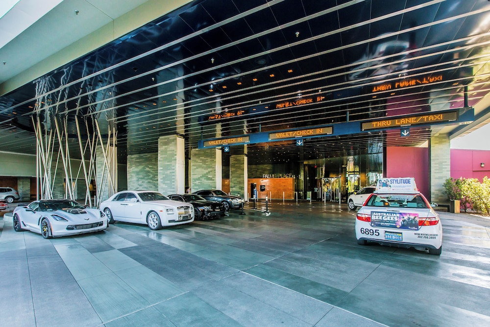 Palms Place Condo Hotel & Casino - photo 131