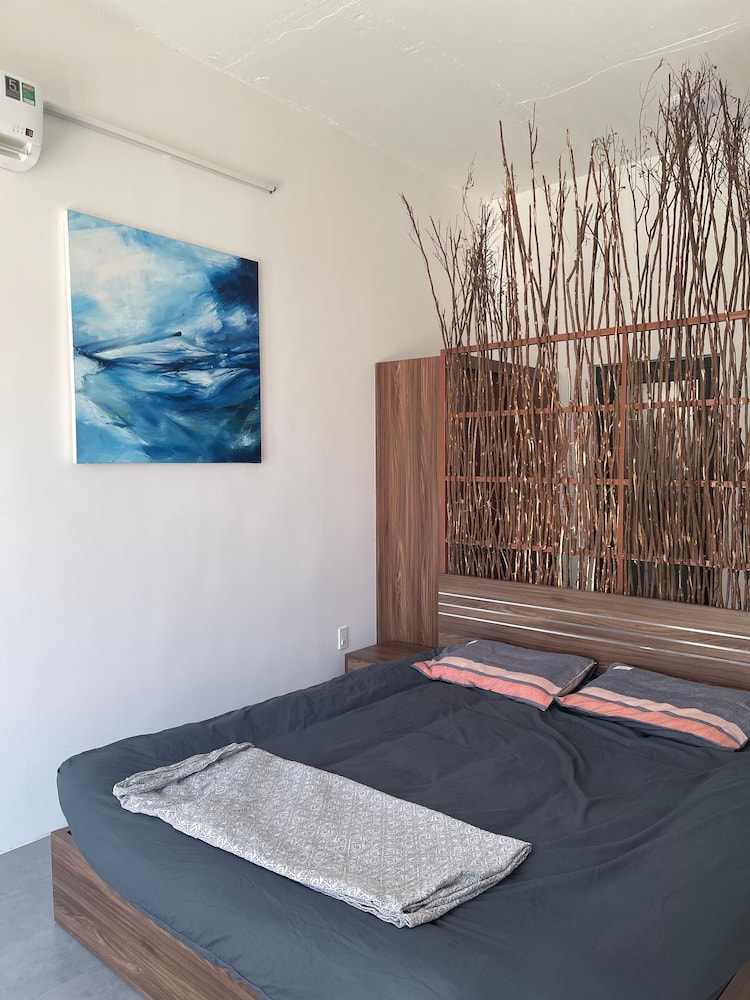 My Hoa Oceanfront Home — Phan Rang-Thap Cham — photo 3