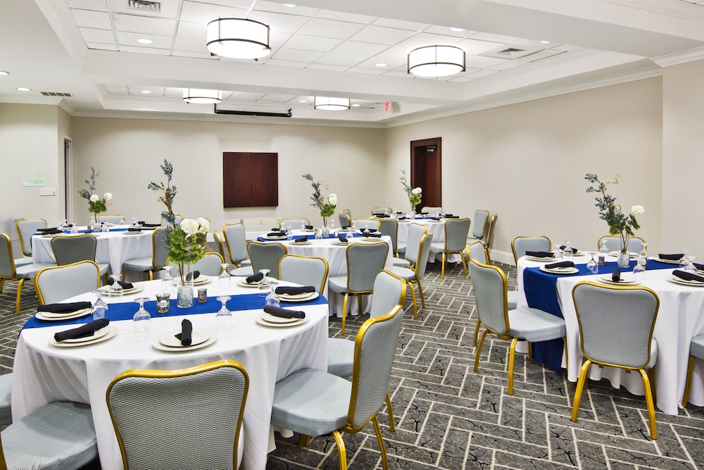 Holiday Inn Augusta West I 20 by IHG - photo 28