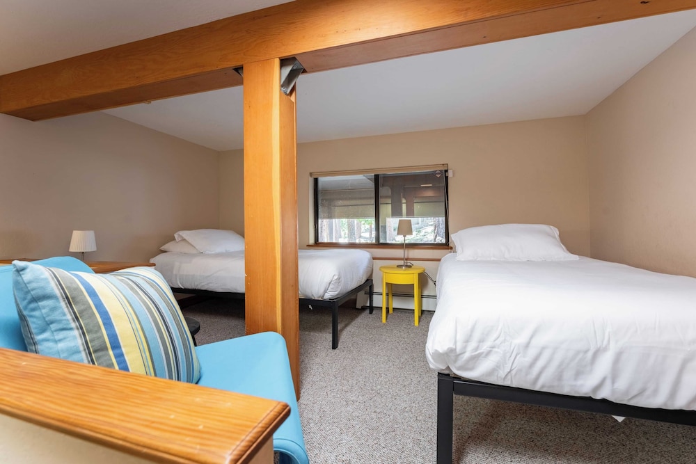 Lakeview Getaway - photo 23