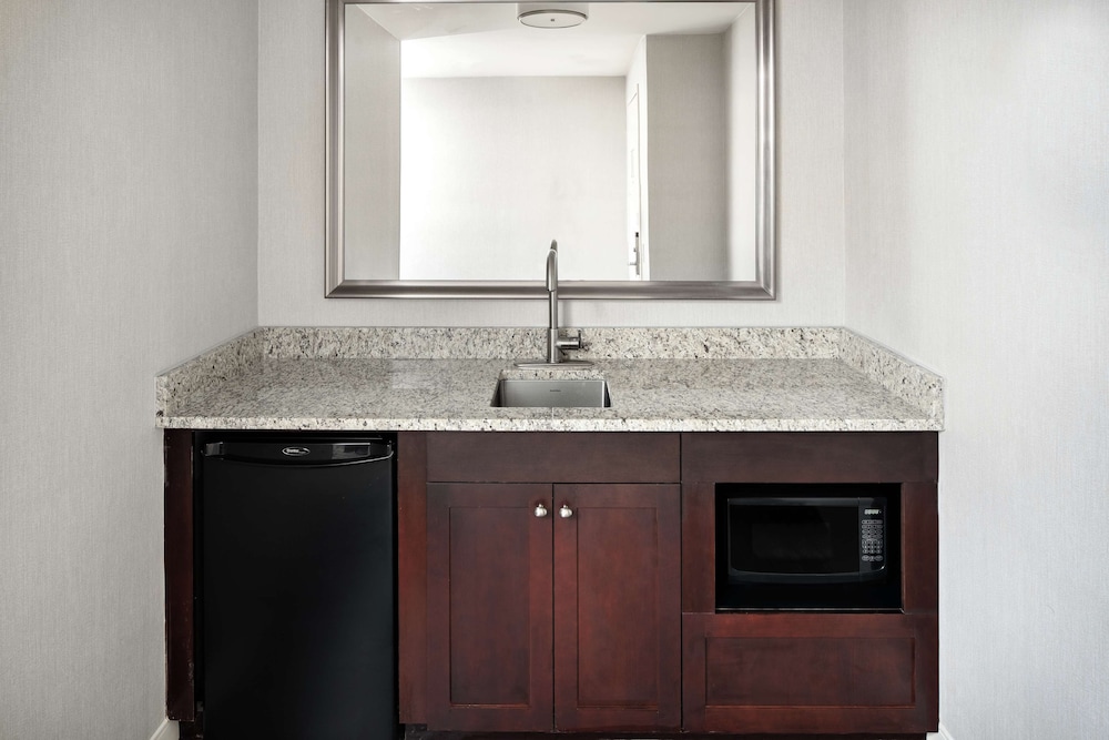 DoubleTree Suites by Hilton Charlotte SouthPark - photo 16