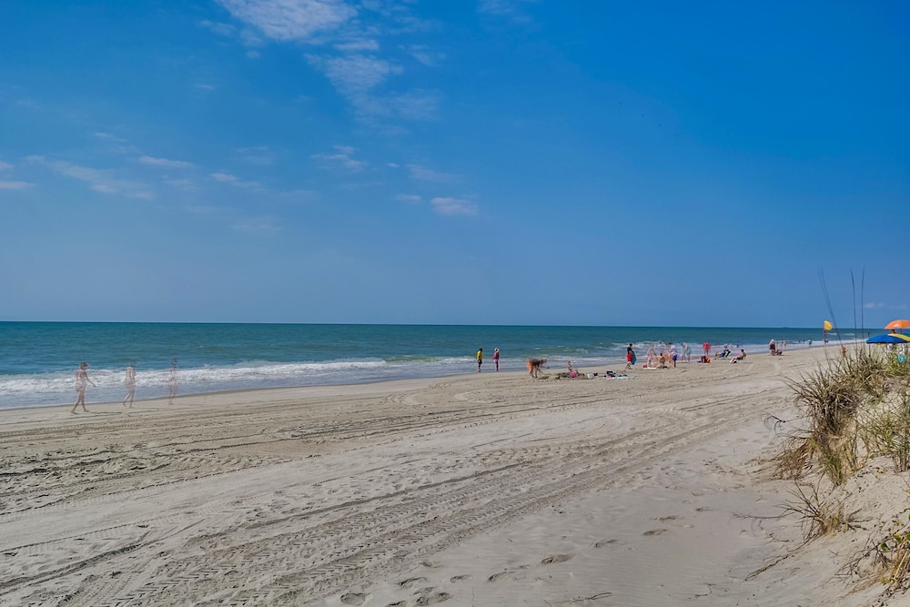 Anchorage Abode I A02 2 Bedroom Condo by Anchorage — 4-Star Luxury Hotel in Myrtle Beach, United States