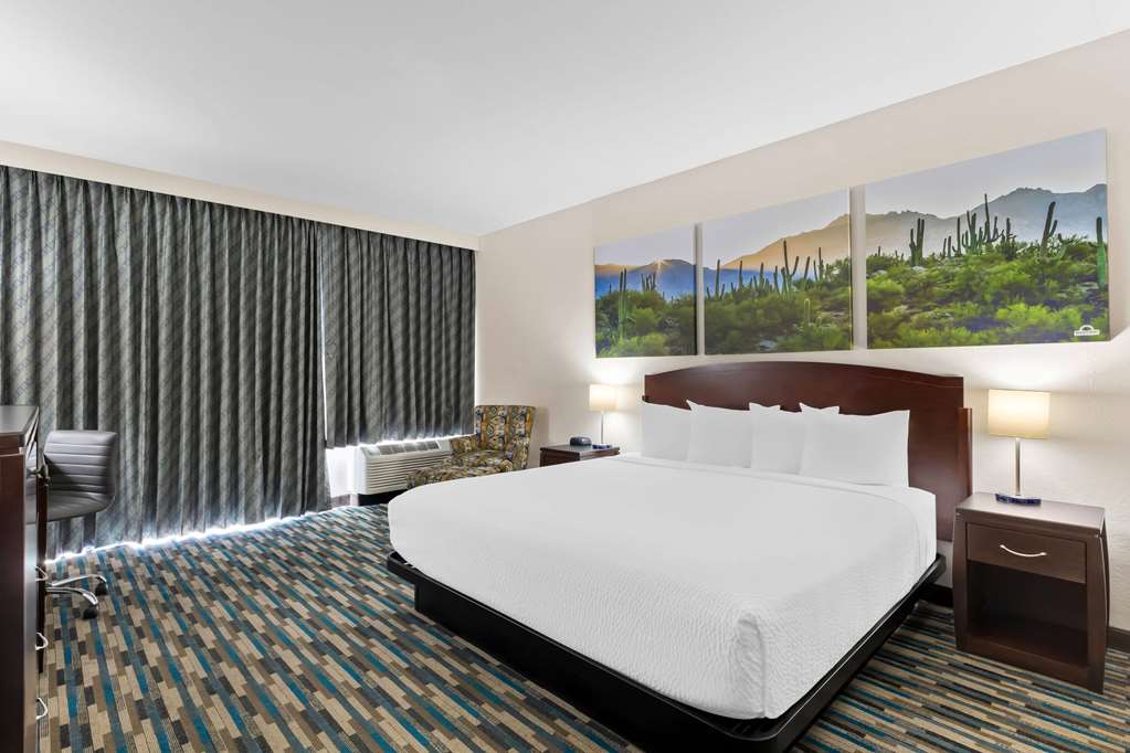 Days Inn & Suites by Wyndham Mesa Near Phoenix - photo 35