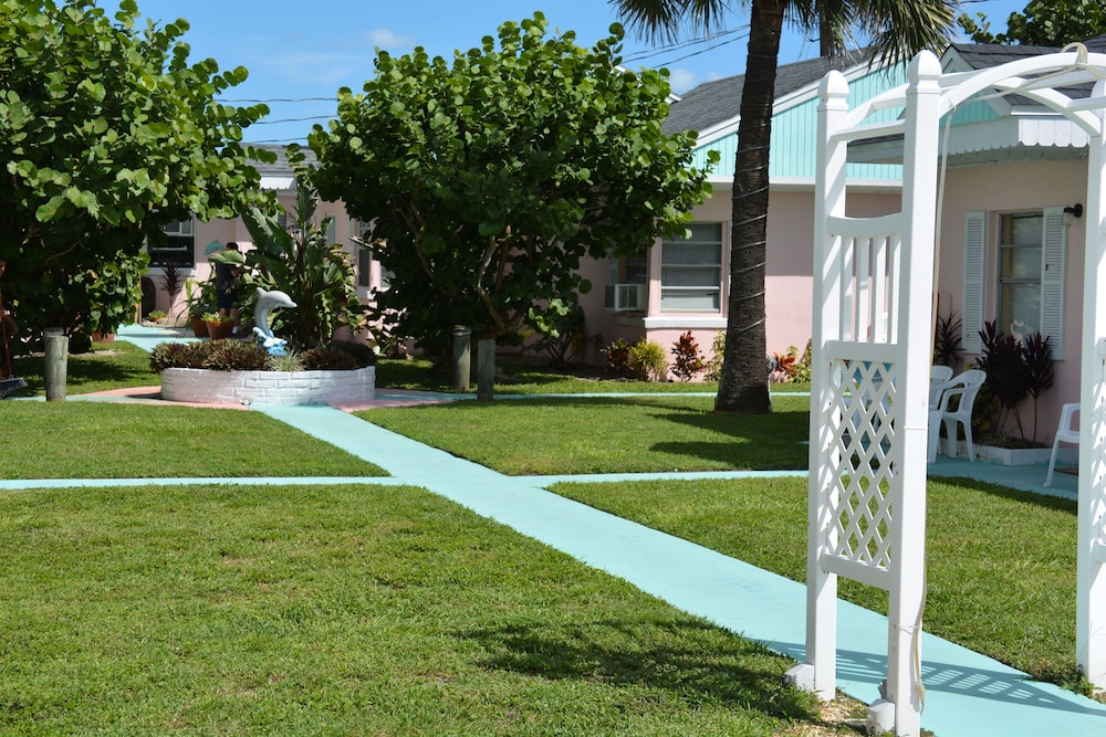 Sea Scape Oceanfront Motel - photo 44