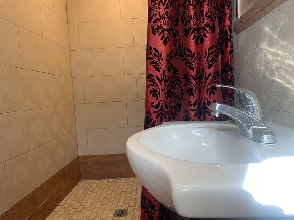 Carlton Motel - photo 15