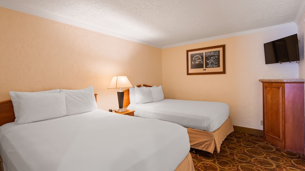 Sturgis Lodge & Suites Travelodge by Wyndham - photo 15