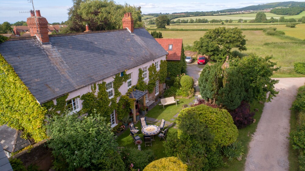 Catwell House 5008413 — Williton