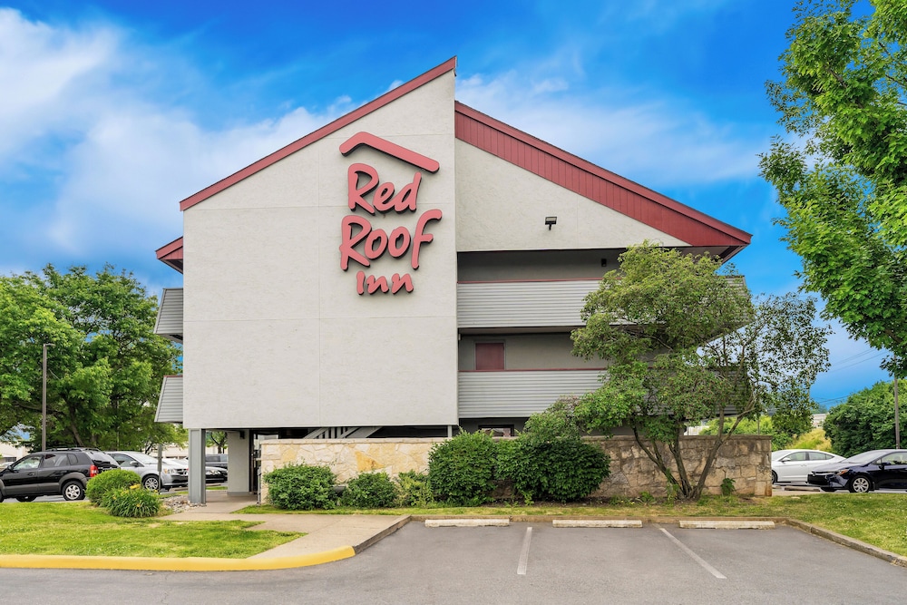 Red Roof Inn Allentown Airport - featured photo