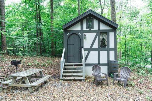 Tiny Home Cottage Near the Smokies #1 Olga - photo 2