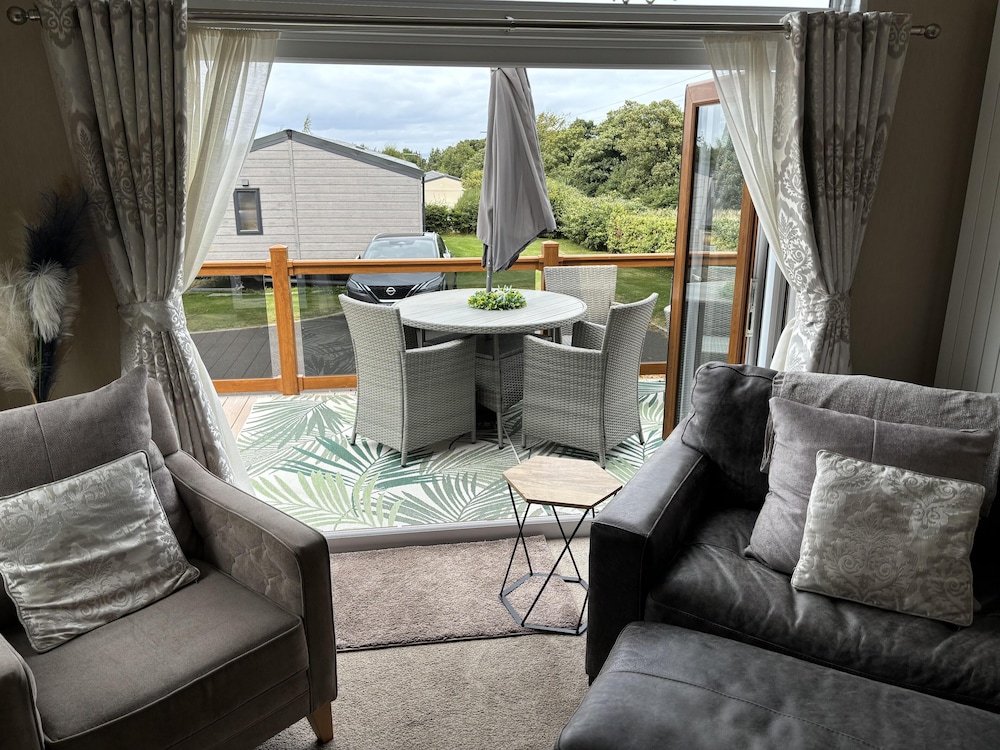 Edinburgh Lodge sleeps 6 pet Friendly beach&views — Prestonpans — photo 5
