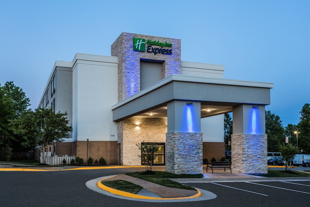 Holiday Inn Express Lorton by IHG pet-friendly hotel Lorton