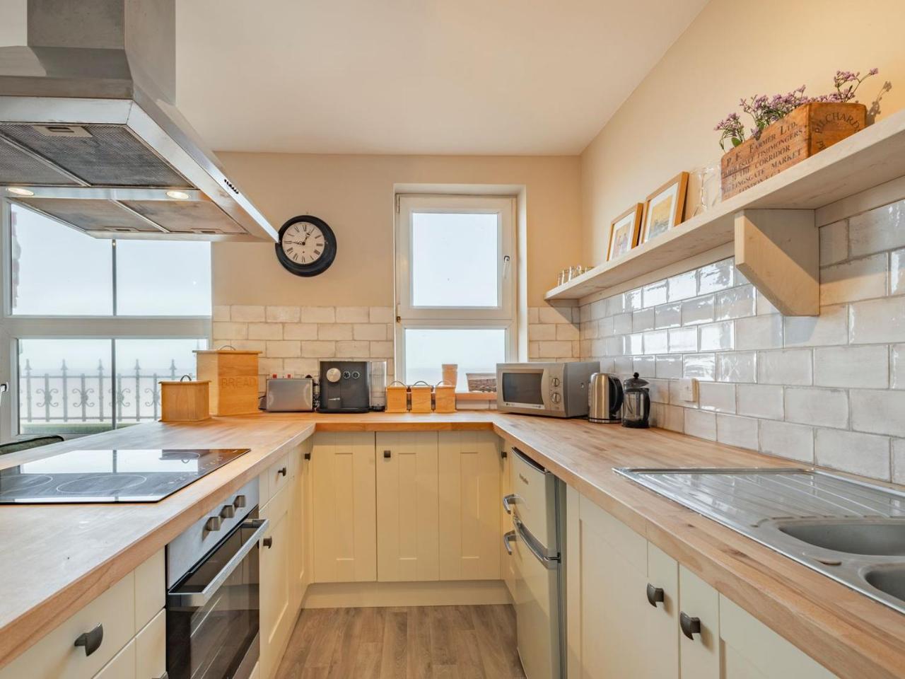 The Nest Uk37327 — Cromer — photo 5