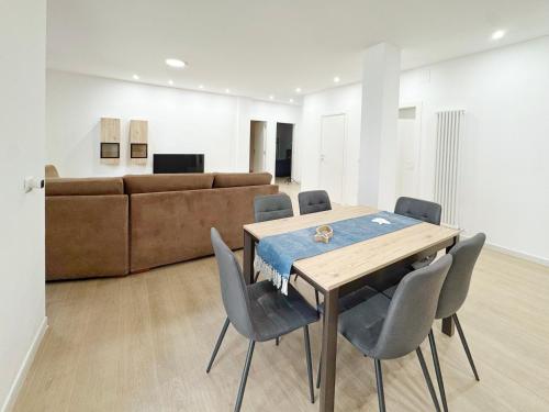 La casa sul porticciolo — 4-Star Luxury Hotel in Mola Di Bari, Italy