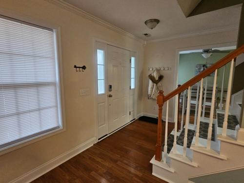 Spacious 3 BR Retreat in Leland — Leland — photo 2
