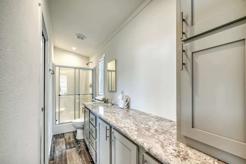 Resort at Fredericksburg Unit 14 - photo 7